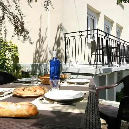 Lanacelle Villa *